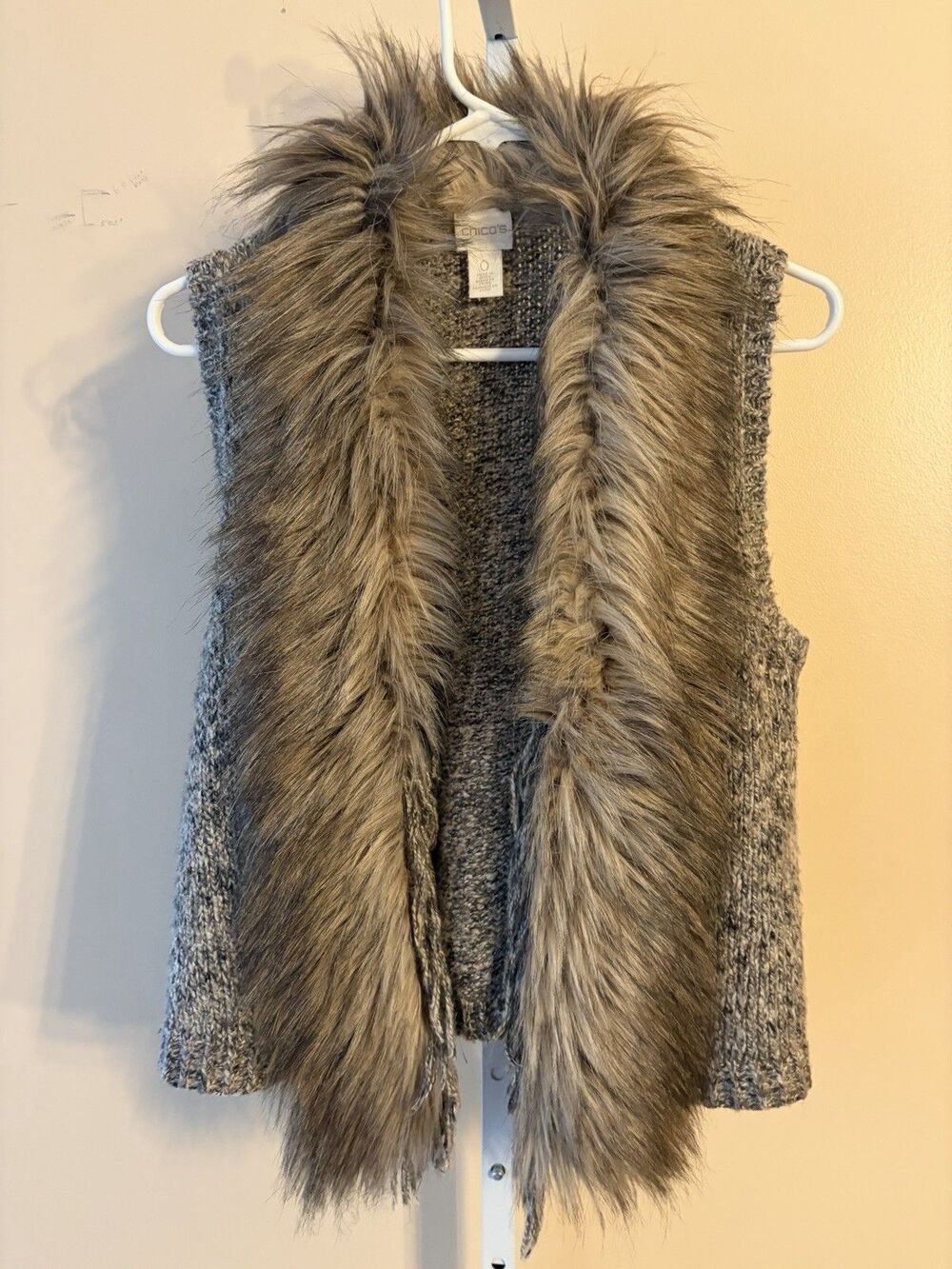 Chico's Women Tan Knit Faux Fur Sweater Cardigan Vest Size 0 Fringe Open Front